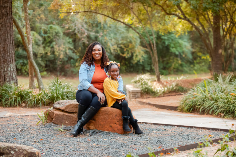 Mom and daughter Family Photo in Humble, TX